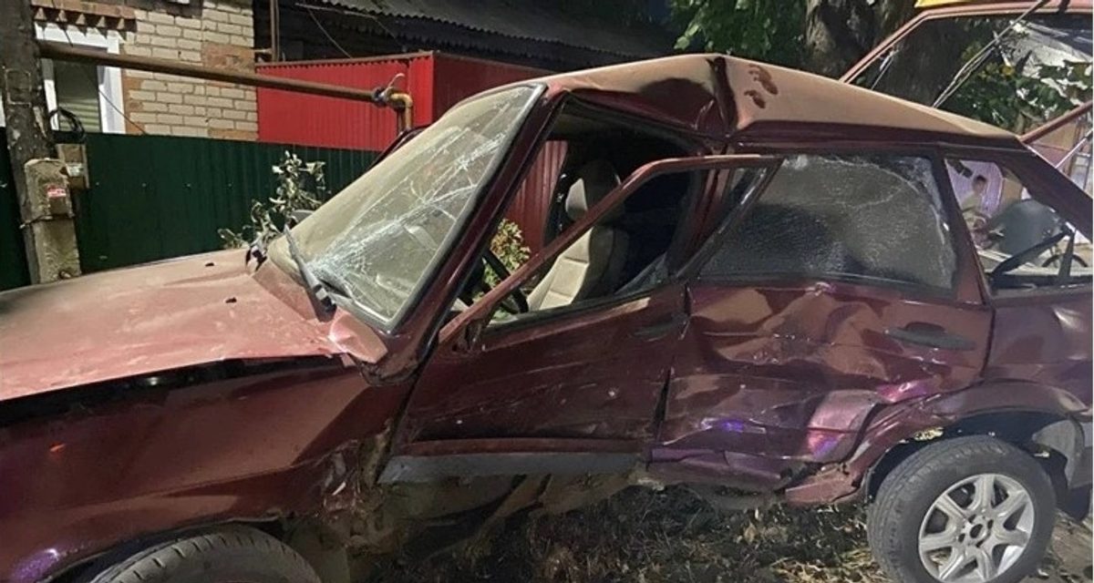 15-летний подросток без прав столкнулся с Toyota на незарегистрированном ВАЗ в Самаре